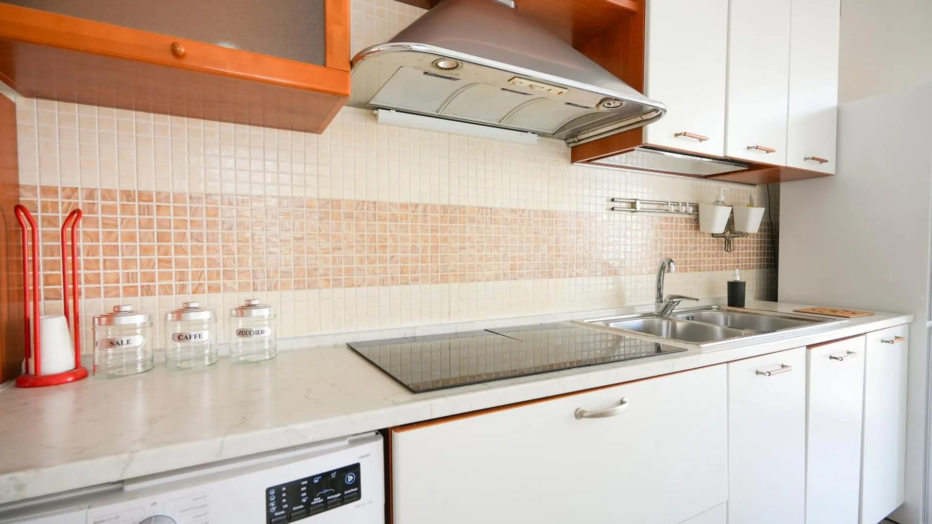 Mistral Suite Apartment - Free Private Car Park Bari